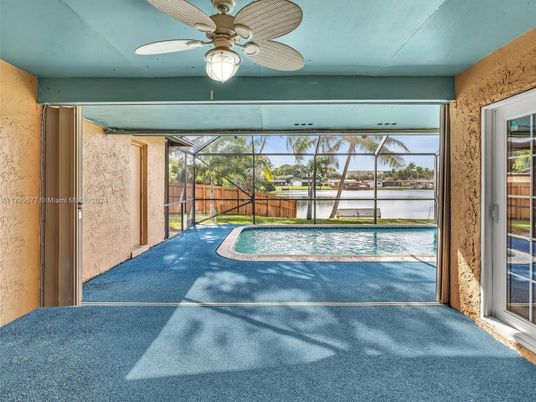 Glass Ceilings, Interior, Pool, Sun Room, Water