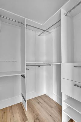 Interior, Walk-in Closets, Wood Texture Flooring