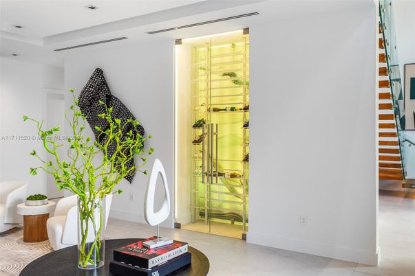 Interior, Recessed Lighting, Wine Storage