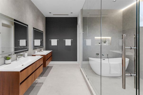 Bathroom, Dual Sink Vanities, Free Standing Baths, Glass Shower, Interior, Recessed Lighting