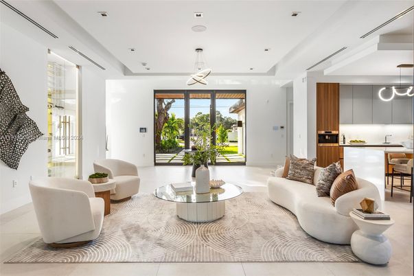 Interior, Kitchen, Living room, Pendant Lights, Recessed Lighting