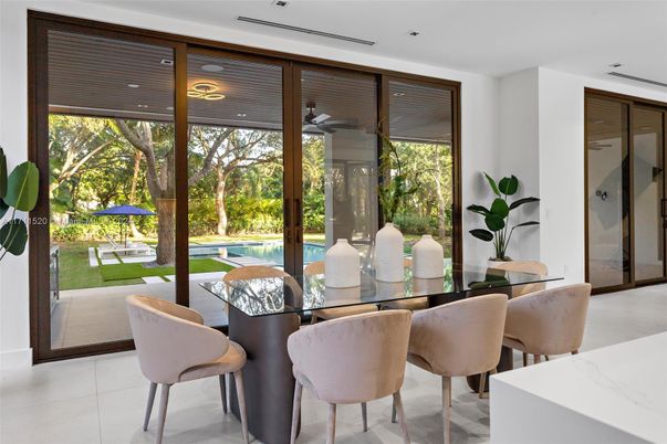 Dining room, Interior, Recessed Lighting