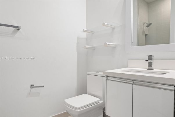 Bathroom, Interior