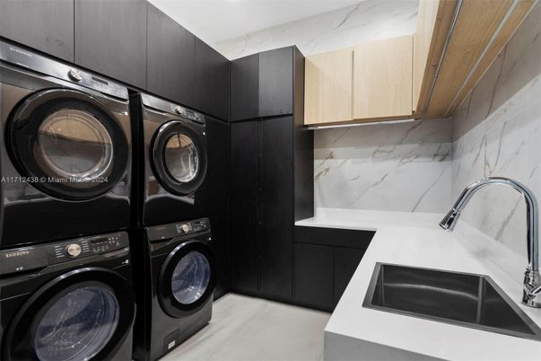 Interior, Marble Walls, Utility Closets, Washer