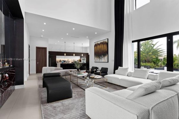 Interior, Kitchen, Living room, Pendant Lights, Recessed Lighting