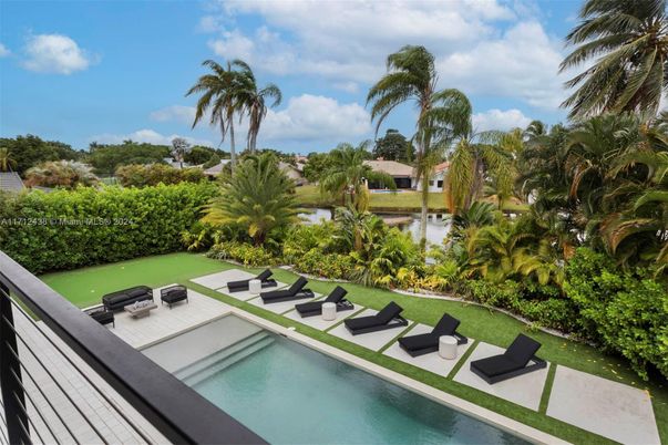 Exterior, Pool, Water