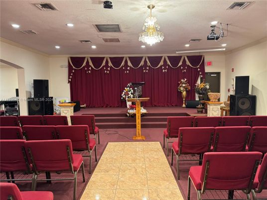 Chandelier, Home Theatre Room, Interior, Projection Screen, Recessed Lighting, Theatre Room