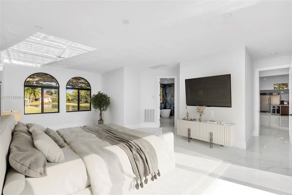 Bedroom, Interior, Marble, Recessed Lighting