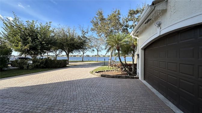 Exterior, Water