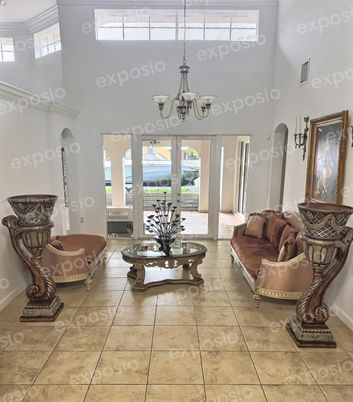 Chandelier, Interior, Living room