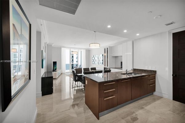 Dining room, Interior, Kitchen, Pendant Lights, Recessed Lighting