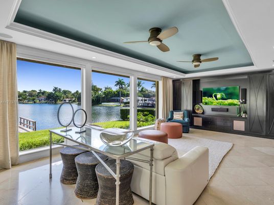 Interior, Living room, Recessed Lighting, Water