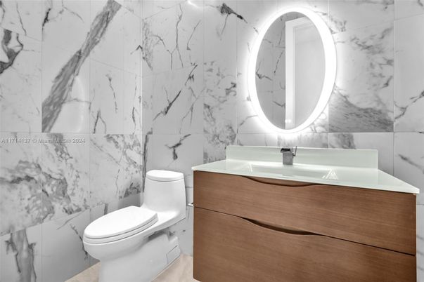 Bathroom, Interior, Marble Walls
