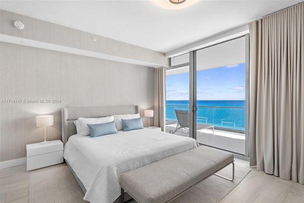 Bedroom, Interior, Water, Wood Texture Flooring