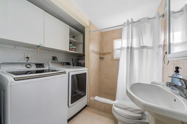 Bathroom, Interior, Washer