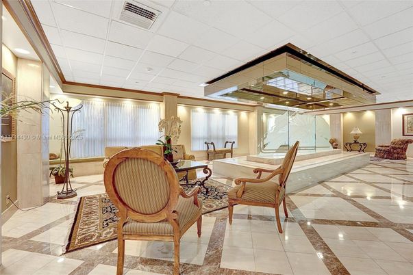 Dining room, Interior, Living room, Recessed Lighting