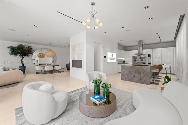 Interior, Kitchen, Living room, Pendant Lights, Recessed Lighting, Stainless Steel Appliances