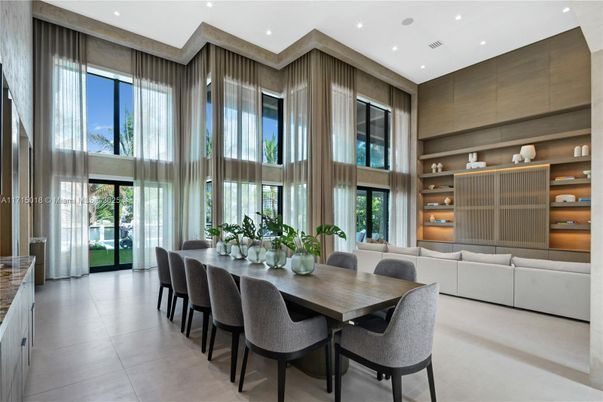 Dining room, Interior, Living room, Recessed Lighting