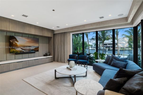 Interior, Living room, Recessed Lighting, Water