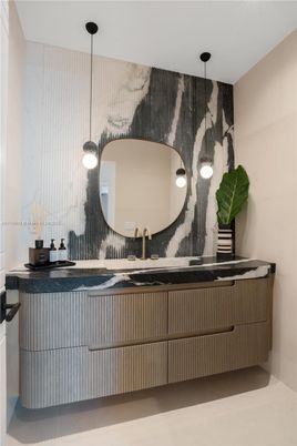 Bathroom, Interior, Pendant Lights