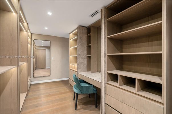 Interior, Recessed Lighting, Walk-in Closets, Wood Texture Flooring