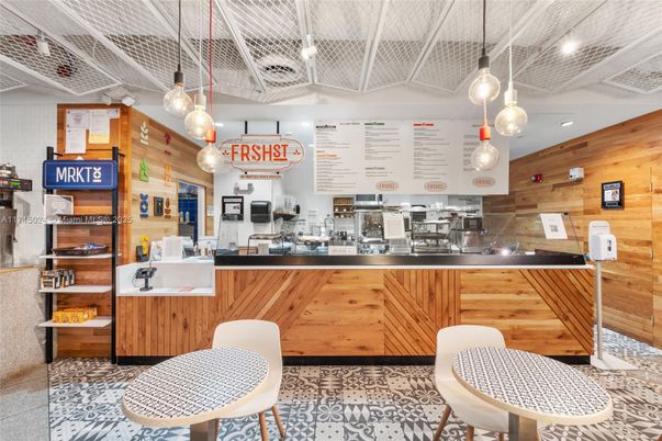 Interior, Pendant Lights, Wooden Walls