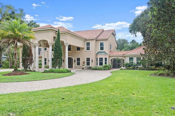 Backyard, Exterior, Facade, Mediterranean