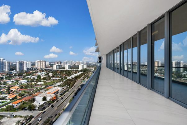 Exterior, Other, Skyline