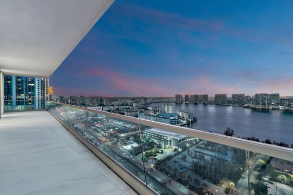 Water, Exterior, Other, Skyline