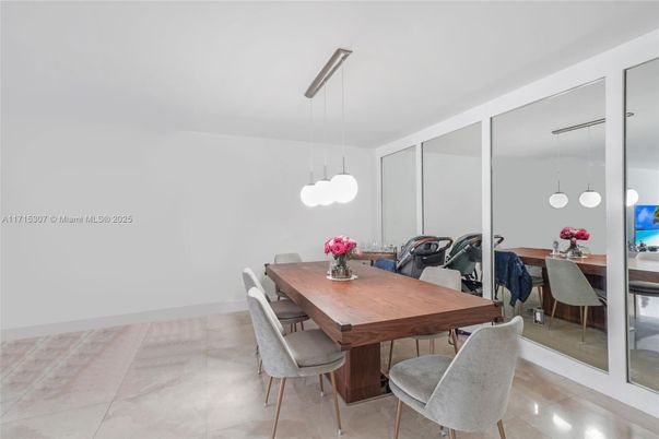 Dining room, Interior, Pendant Lights