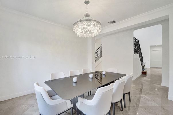 Chandelier, Dining room, Interior