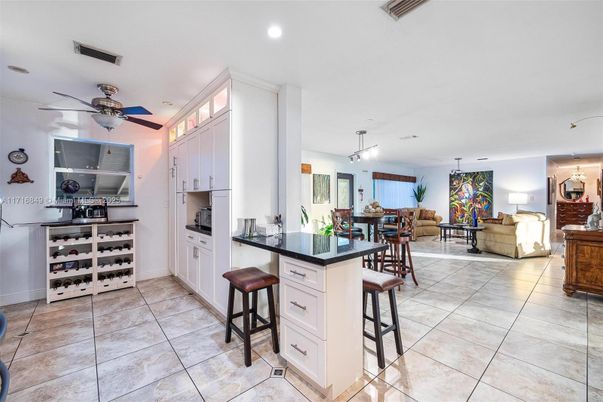 Dining room, Interior, Kitchen, Living room, Pendant Lights, Recessed Lighting