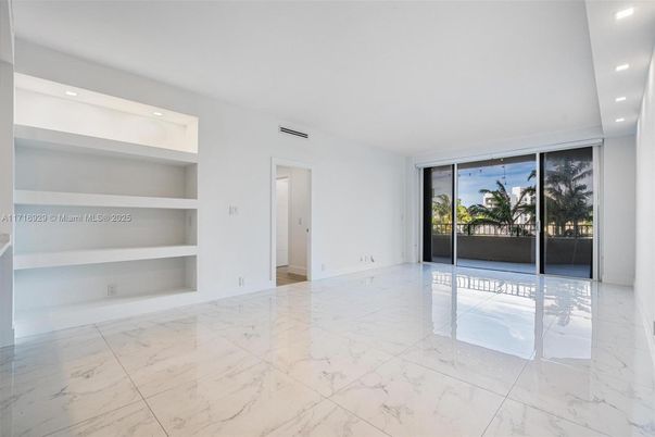 Empty room, Interior, Marble, Recessed Lighting