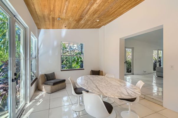 Dining room, Interior, Recessed Lighting, Wooden Ceilings