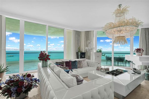 Chandelier, Fireplace, Interior, Living room, Water