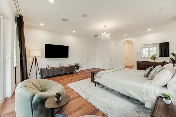 Bedroom, Chandelier, Interior, Recessed Lighting, Wood Texture Flooring