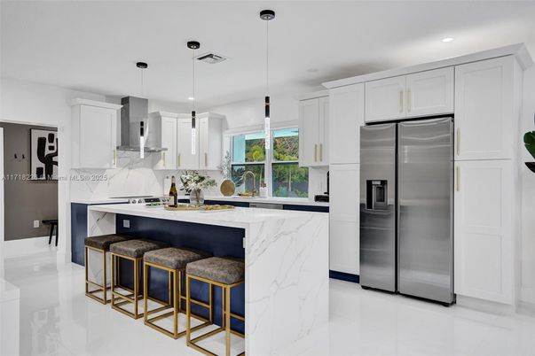 Interior, Kitchen, Pendant Lights, Recessed Lighting, Stainless Steel Appliances