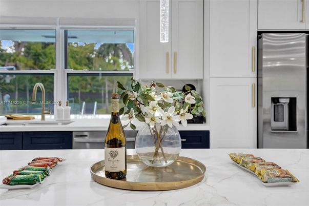 Interior, Kitchen, Stainless Steel Appliances