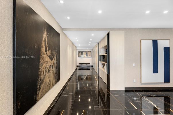 Interior, Recessed Lighting