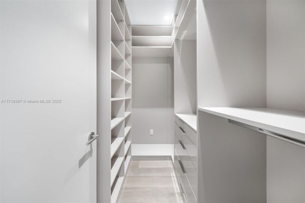 Interior, Recessed Lighting, Walk-in Closets