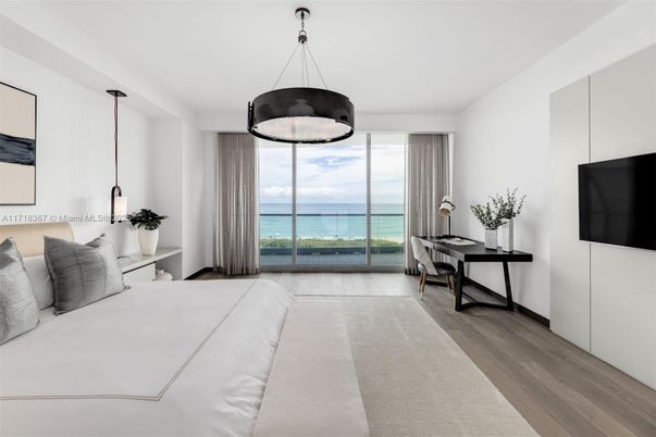 Bedroom, Interior, Pendant Lights, Water, Wood Texture Flooring