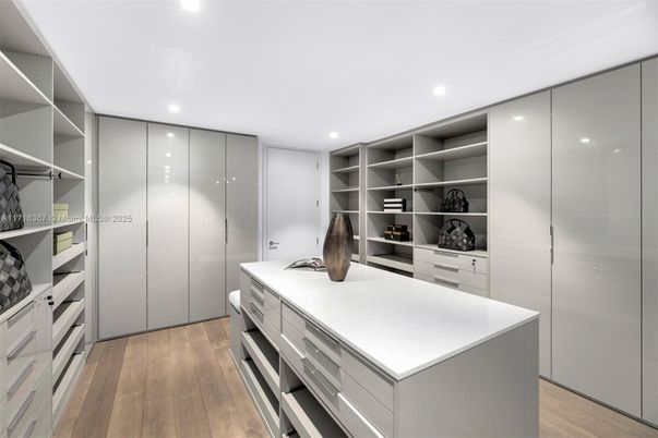 Interior, Recessed Lighting, Walk-in Closets, Wood Texture Flooring