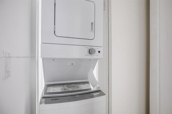 Interior, Utility Closets, Washer