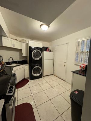 Interior, Kitchen, Washer