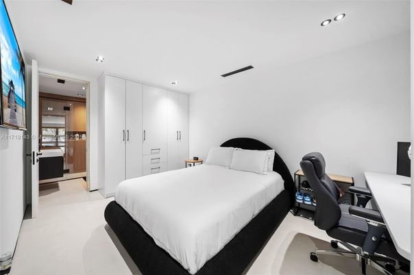 Bedroom, Home Office, Interior, Recessed Lighting