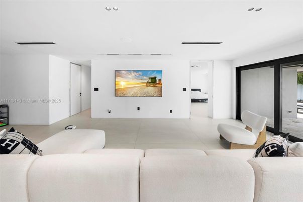 Interior, Recessed Lighting