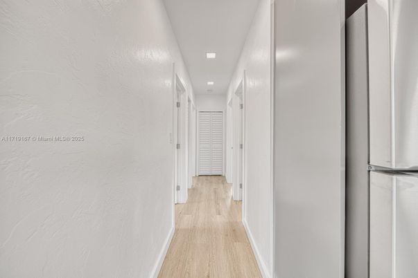 Interior, Recessed Lighting, Wood Texture Flooring