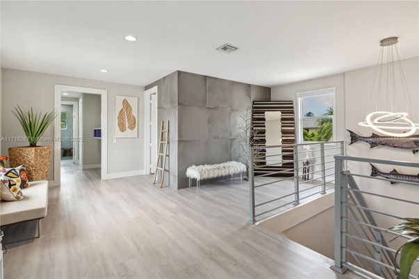 Interior, Pendant Lights, Recessed Lighting, Wood Texture Flooring