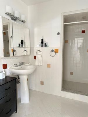 Bathroom, Dual Sink Vanities, Glass Shower, Interior