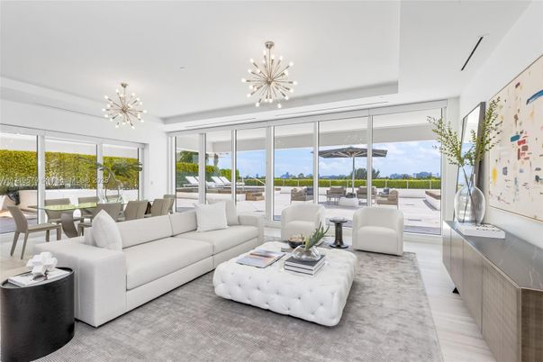 Dining room, Interior, Living room, Pendant Lights